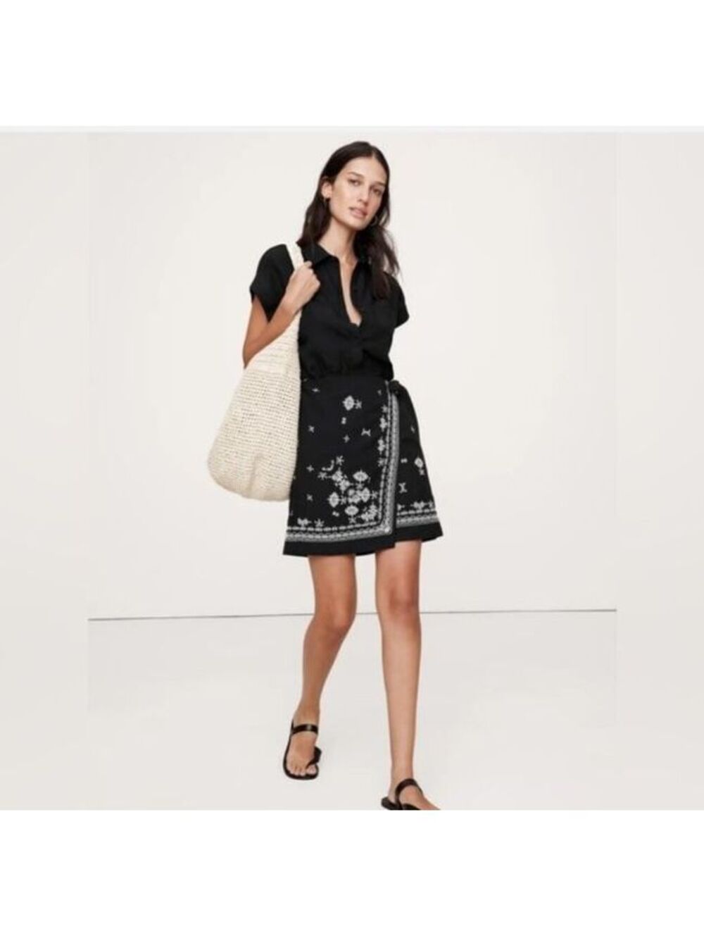 Banana Republic Embroidered Tencel Linen Wrap Dress Black Large